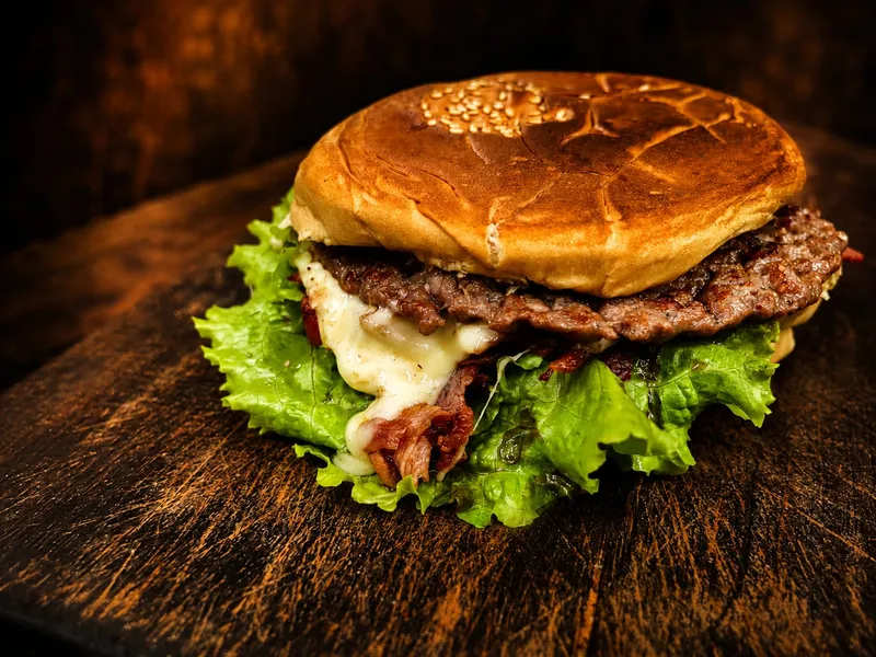 N°25 - X-Bacon Salada Calabresa