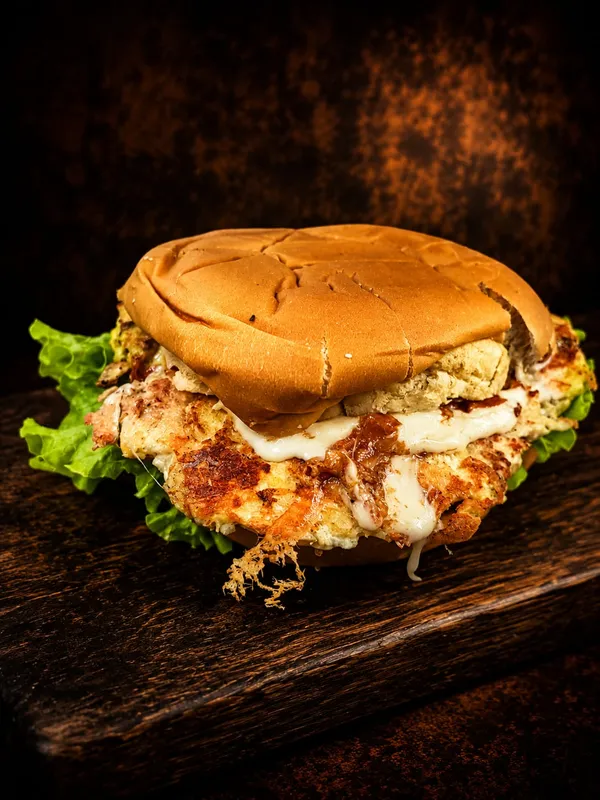 N°37 X-Frango Egg Salada