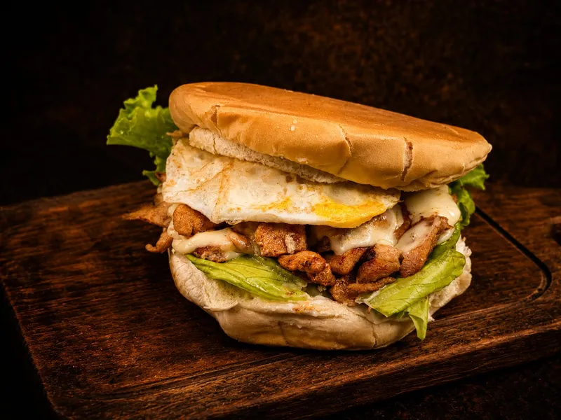 N°54 - X-Lombo Egg Salada