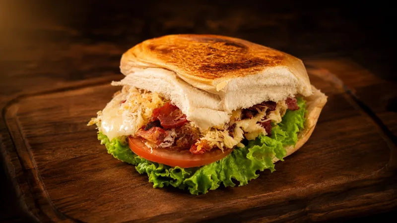 N°34 - X-Frango Bacon Salada