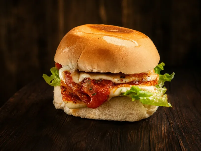N°73 - Queijo Quente Salada